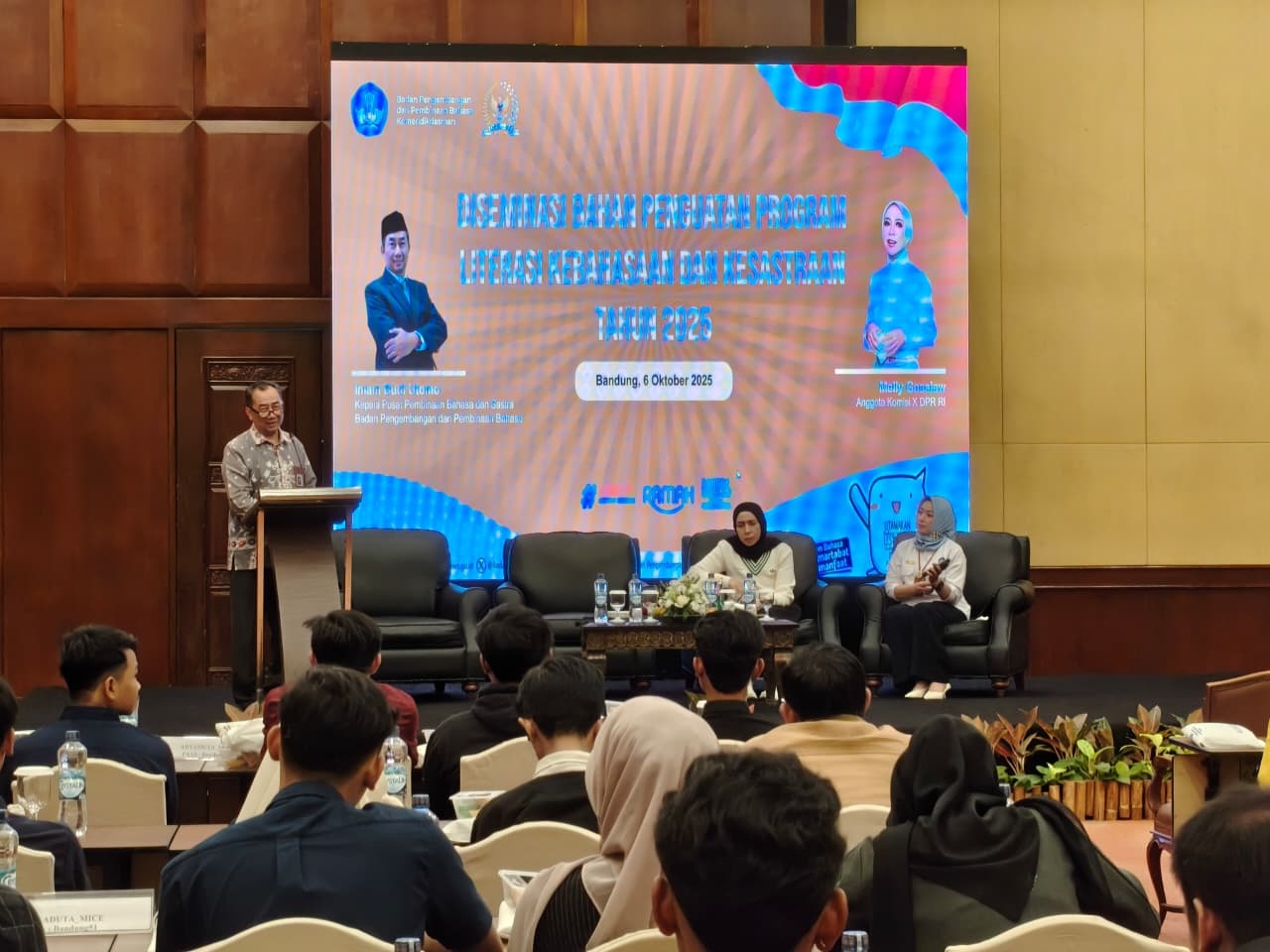Wujudkan Mutu Pendidikan Berbasis Identitas Bangsa, Kemendikdasmen Berkolaborasi dengan Komisi X DPR RI Perkuat Literasi Bahasa dan Sastra